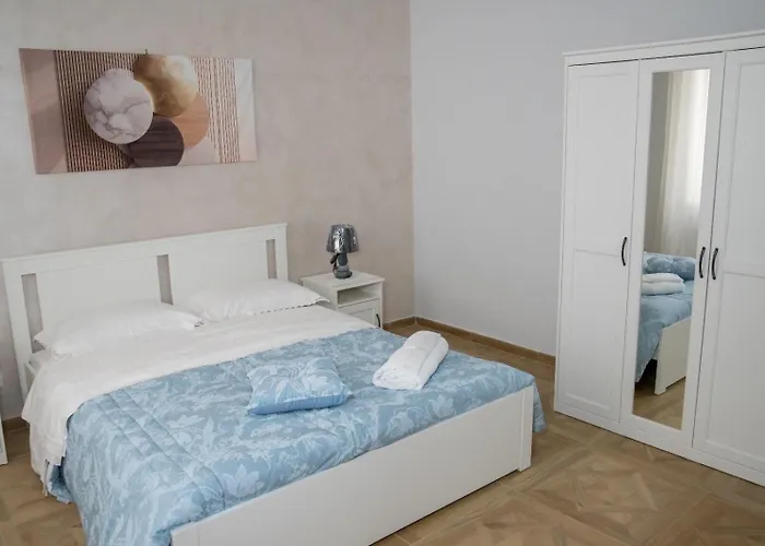 Fly ベッド・アンド・ブレックファスト